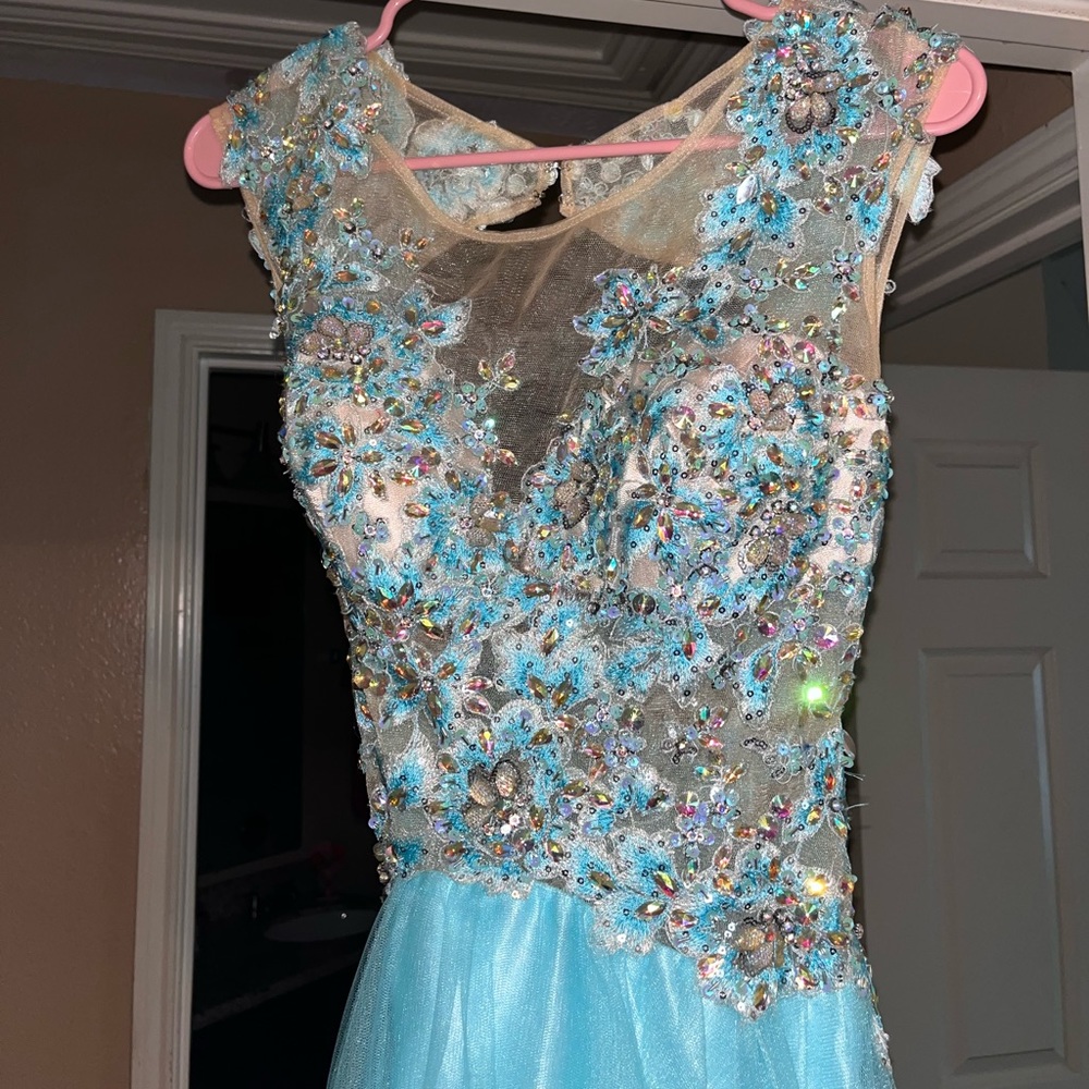 Prom / formal / ball dress